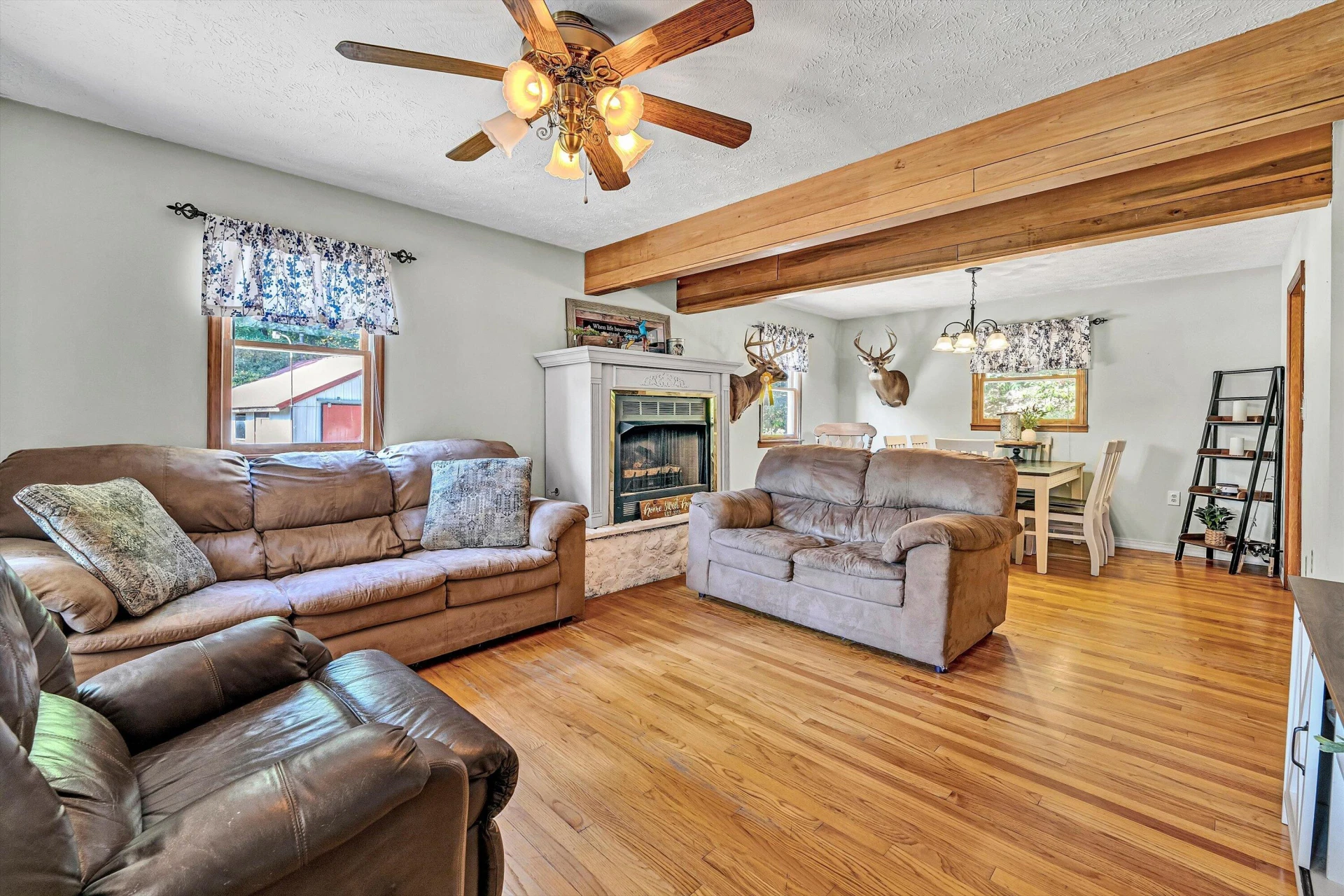 1909 Karnes RD - Photo 11