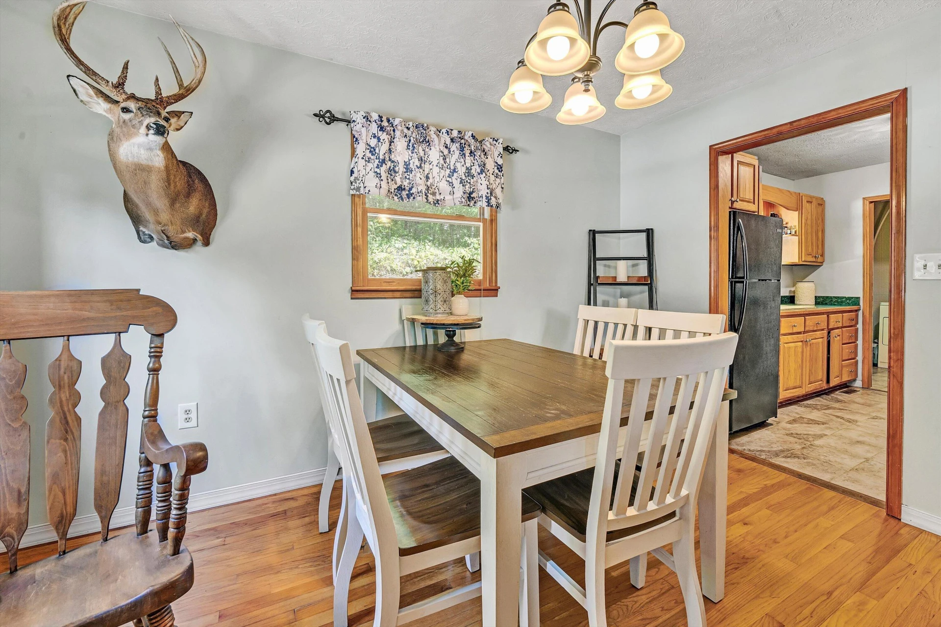 1909 Karnes RD - Photo 14