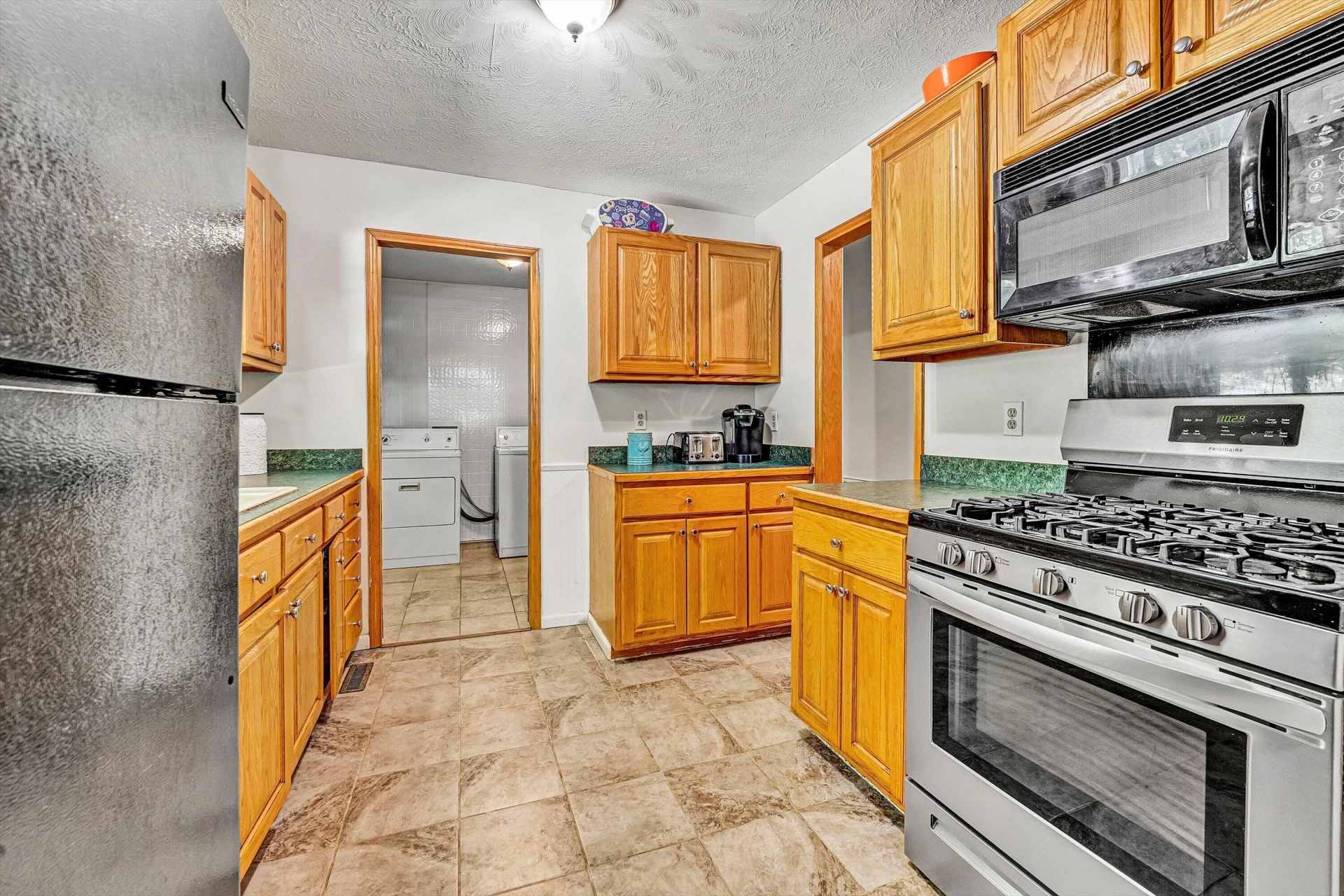 1909 Karnes RD - Photo 15