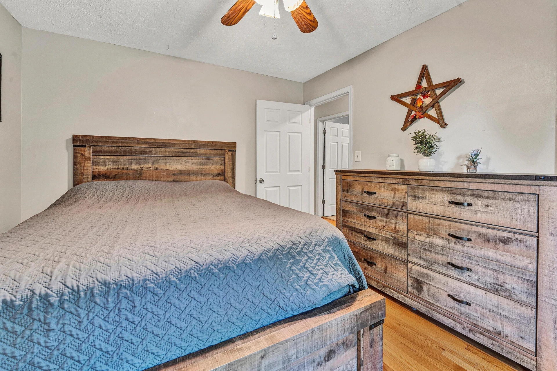 1909 Karnes RD - Photo 20