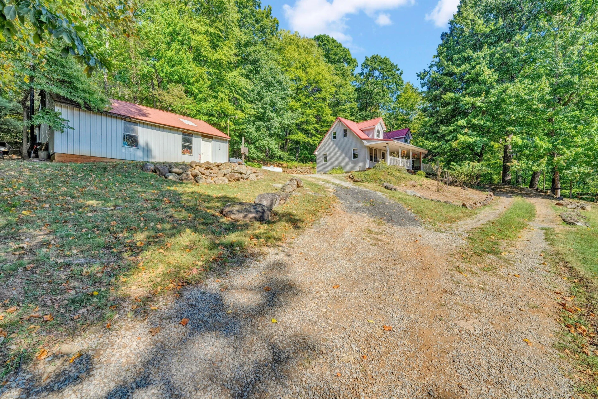 1909 Karnes RD - Photo 36