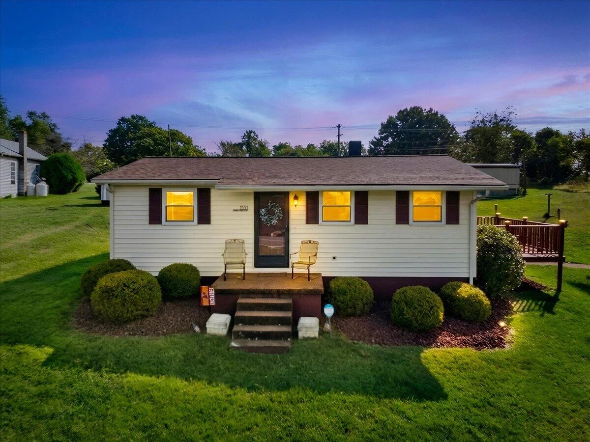 1551 Peppers Ferry RD NW