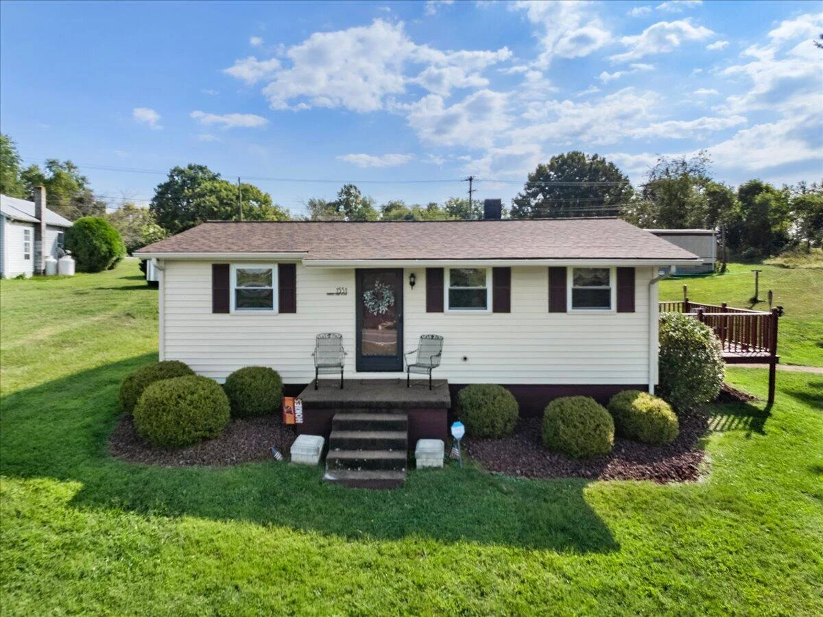 1551 Peppers Ferry RD NW - Photo 2