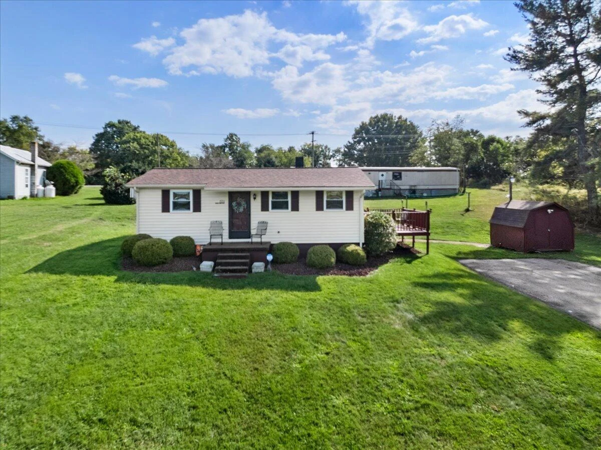 1551 Peppers Ferry RD NW - Photo 3