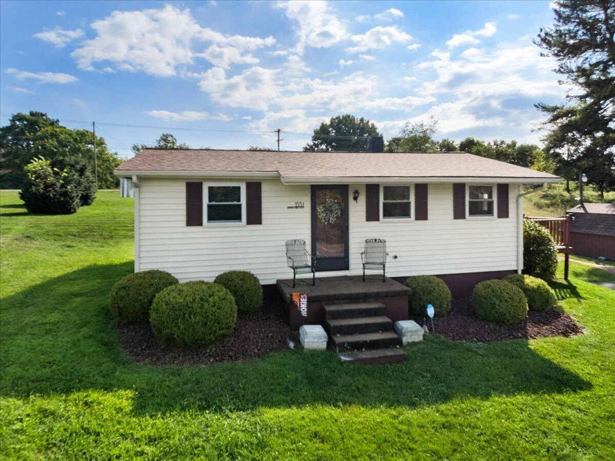 1551 Peppers Ferry RD NW - Photo 4
