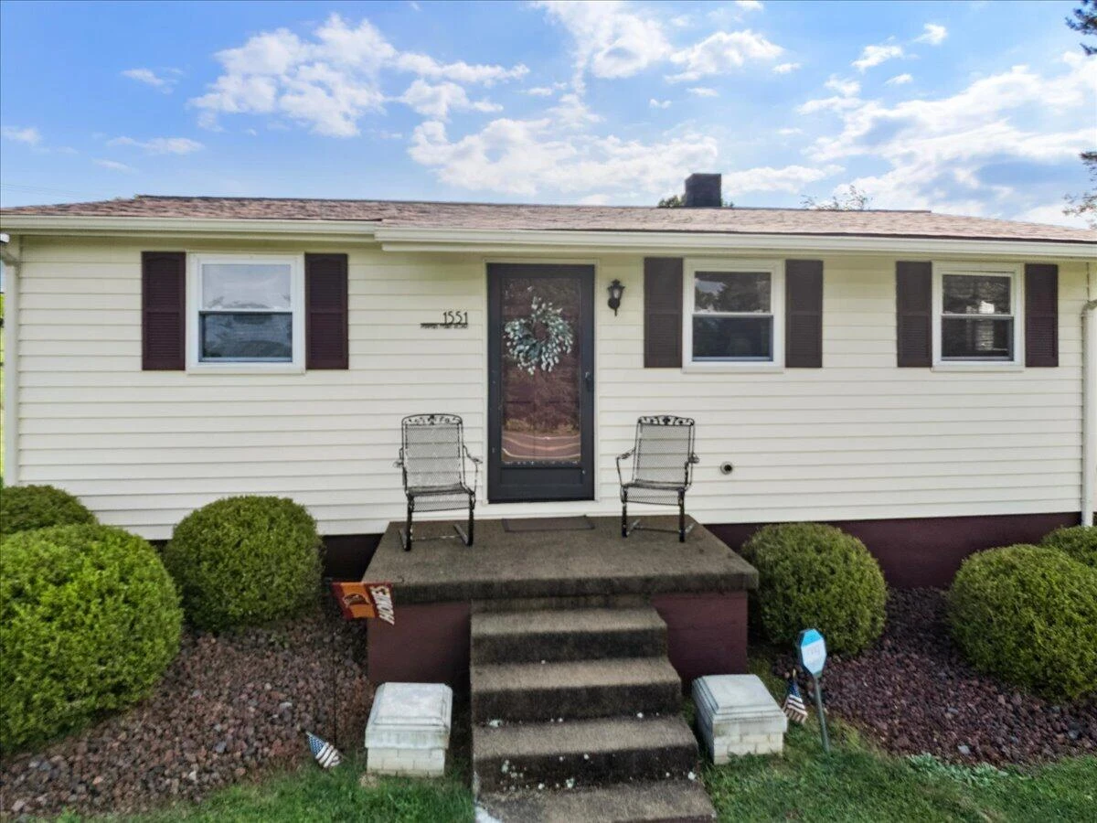 1551 Peppers Ferry RD NW - Photo 5