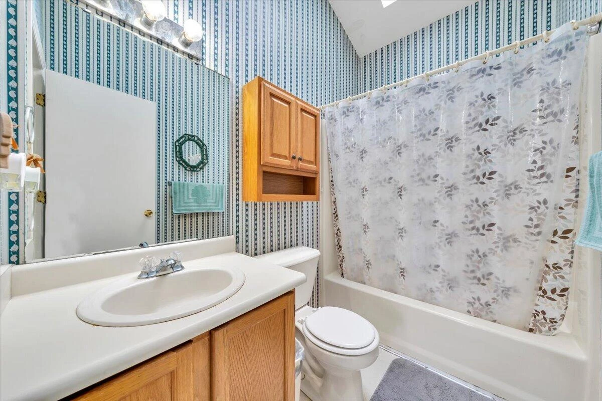 1713 Padbury AVE SE - Photo 12