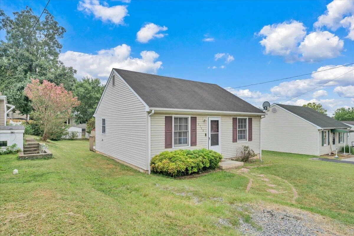 1713 Padbury AVE SE - Photo 20
