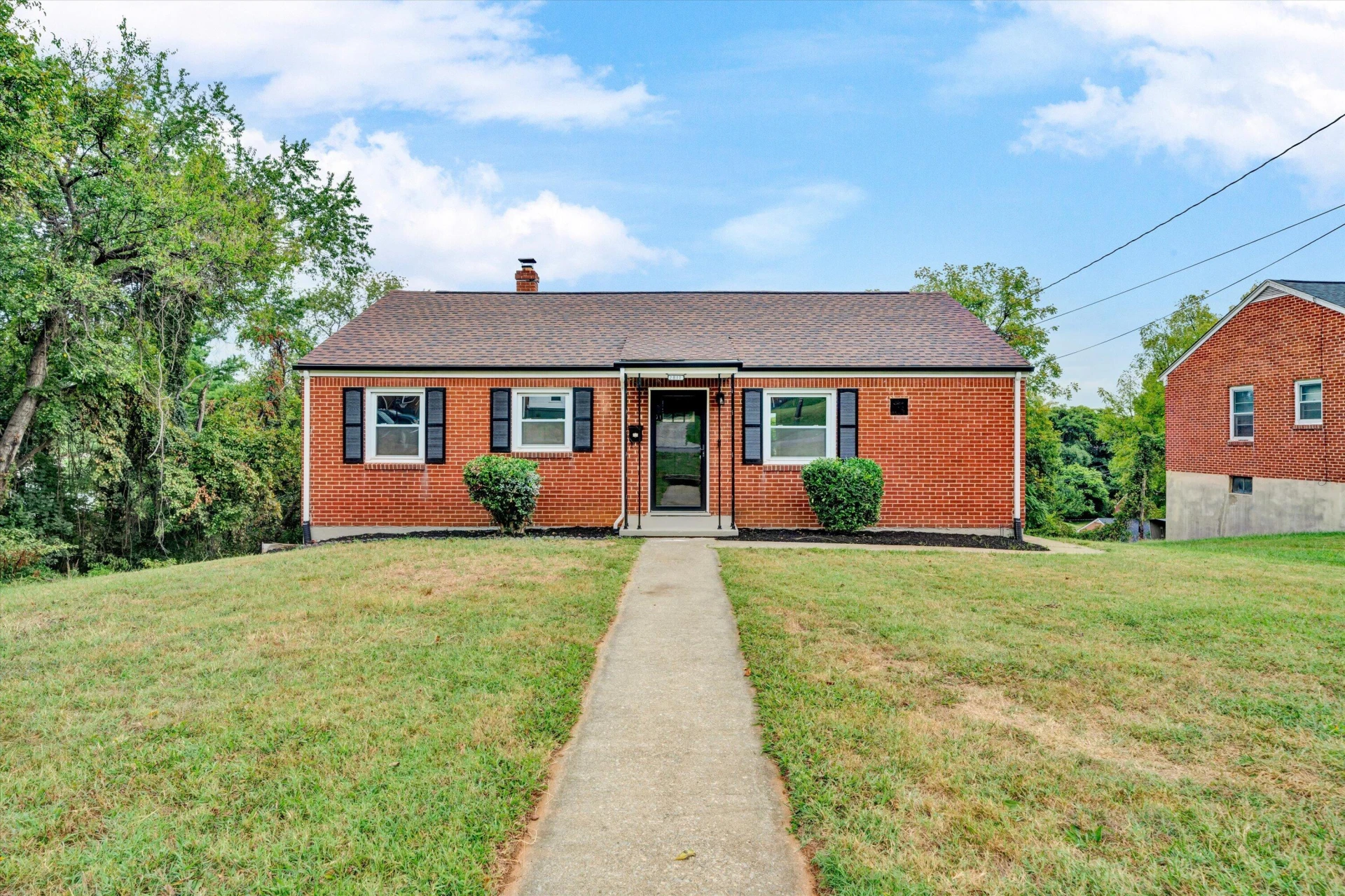 2811 Ordway DR NW - Photo 3