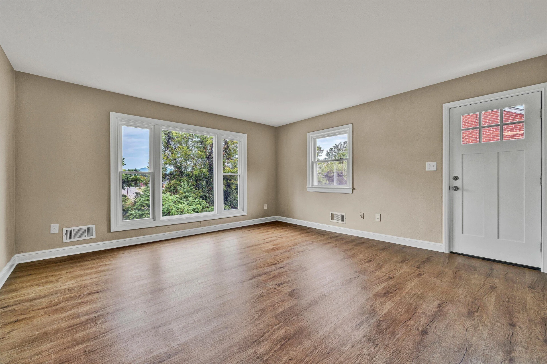 2811 Ordway DR NW - Photo 7