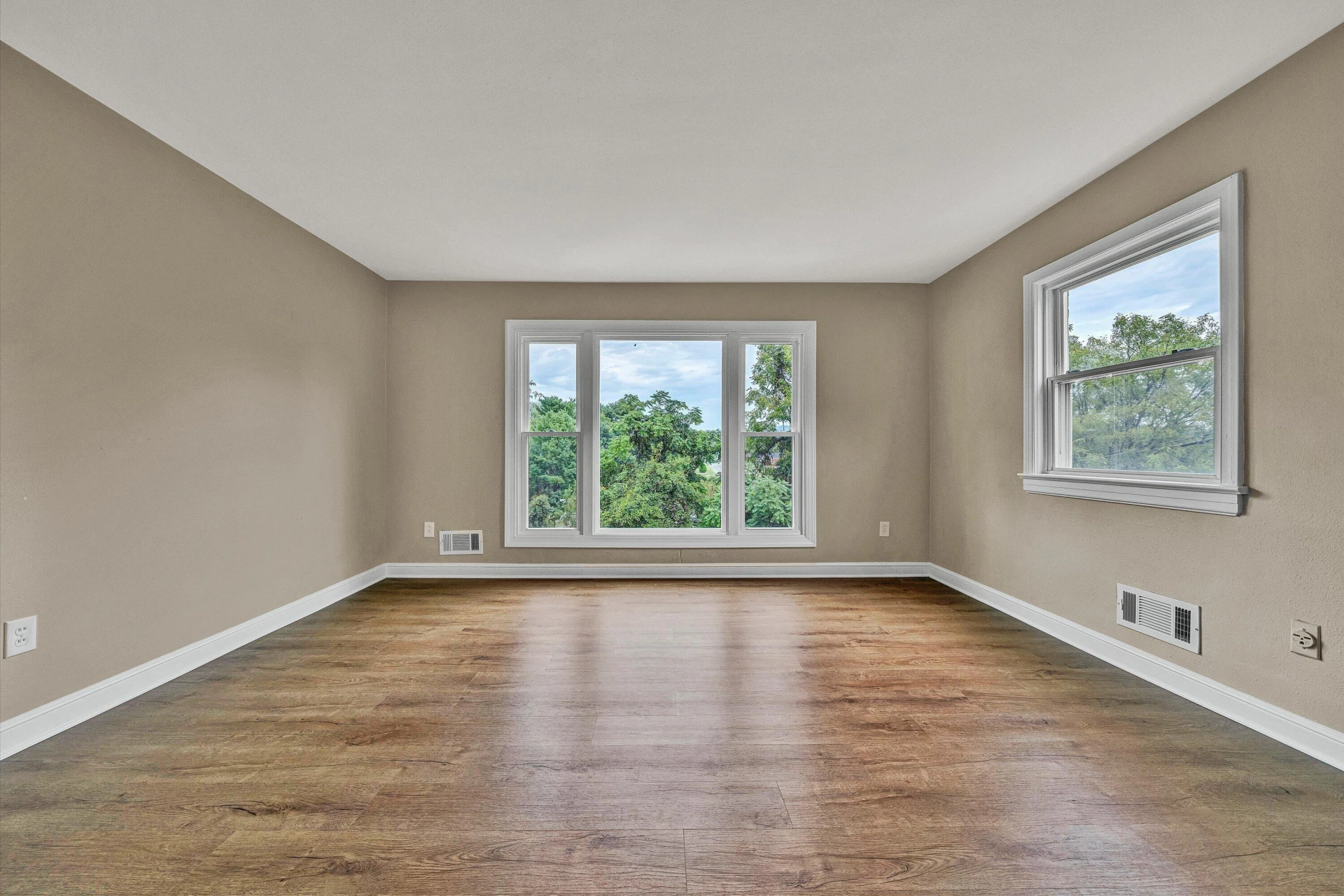 2811 Ordway DR NW - Photo 8