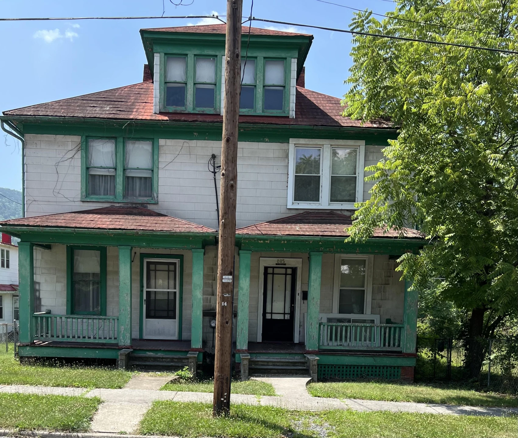 817 Church ST