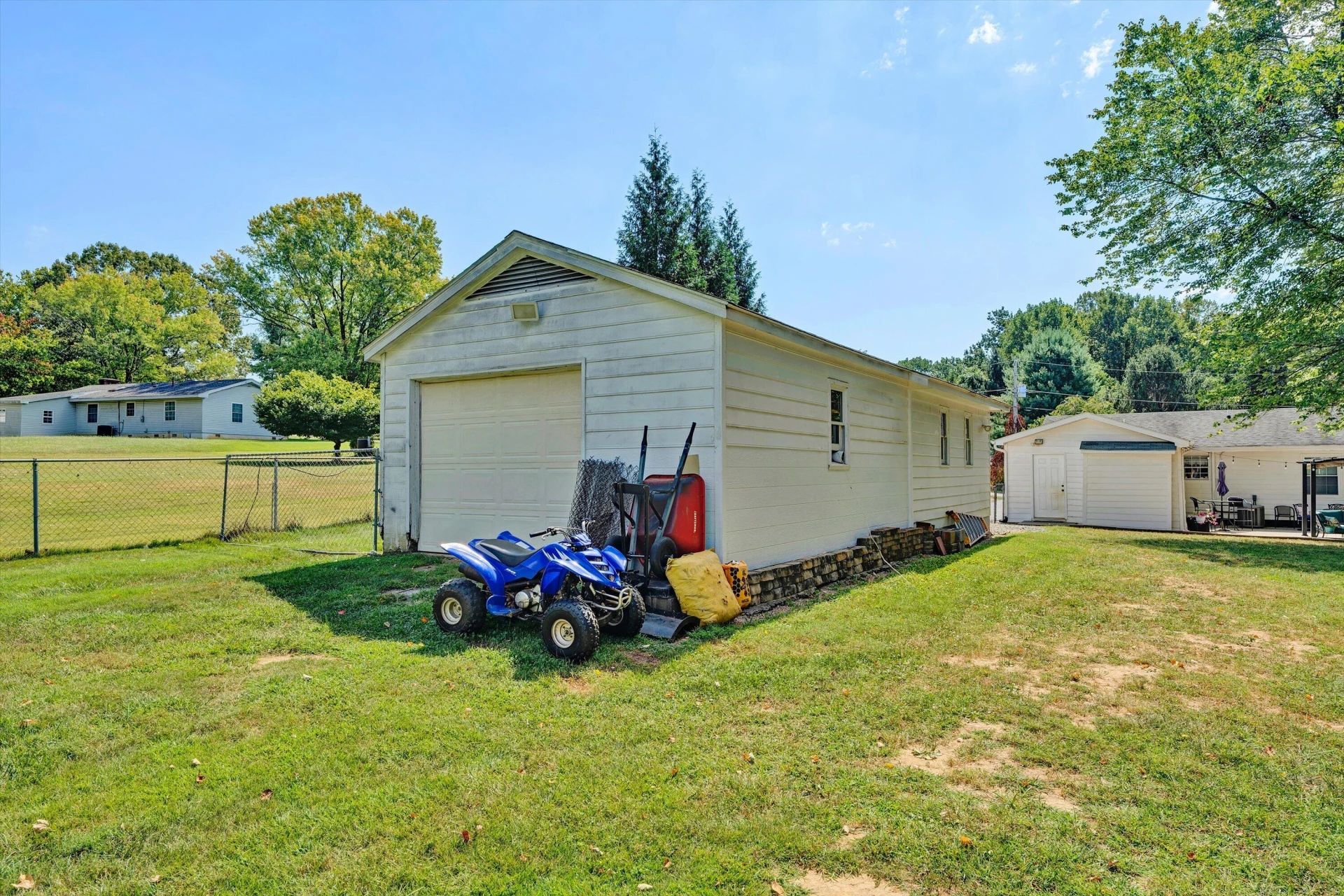 180 CLEARVIEW DR - Photo 36