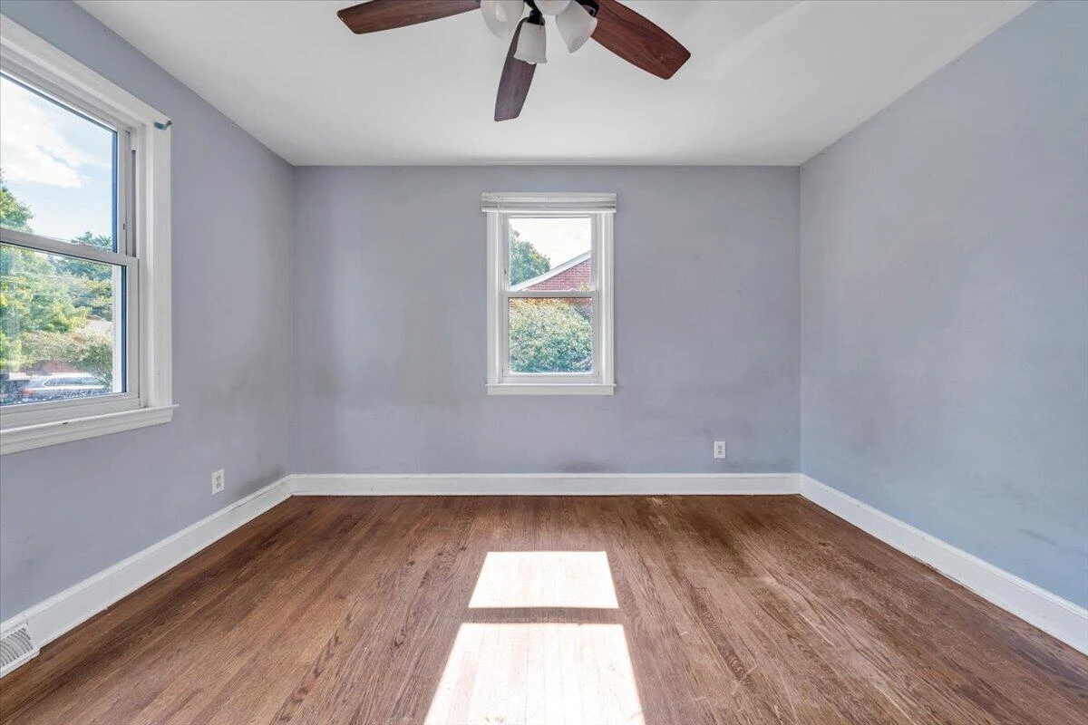 2532 Bowman ST NW - Photo 5