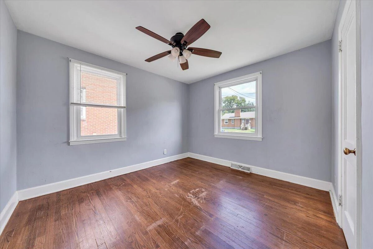 2532 Bowman ST NW - Photo 10