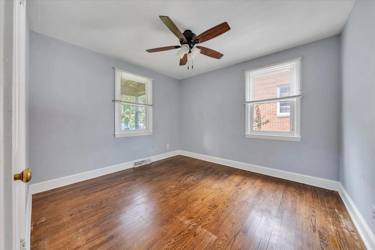 2532 Bowman ST NW - Photo 11