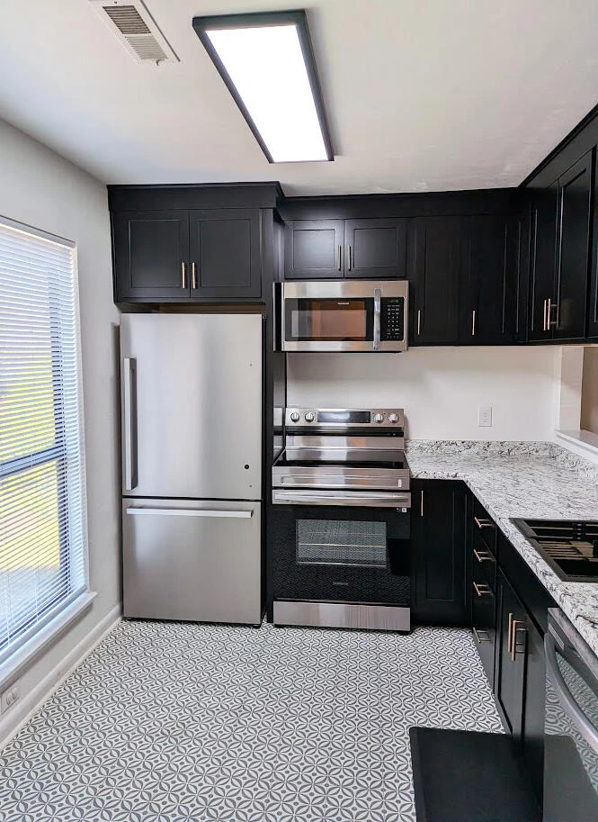7230 Woods Crossing DR - Photo 3
