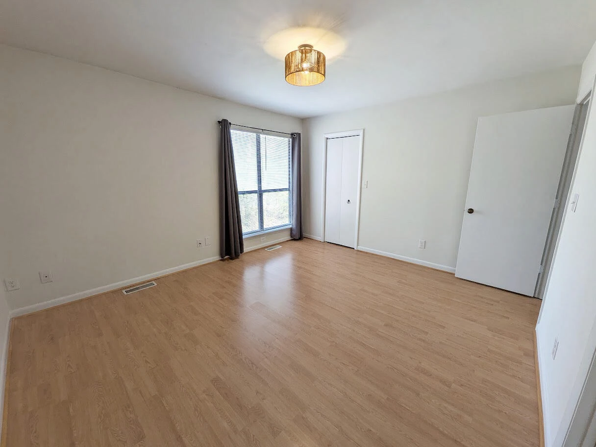 7230 Woods Crossing DR - Photo 11
