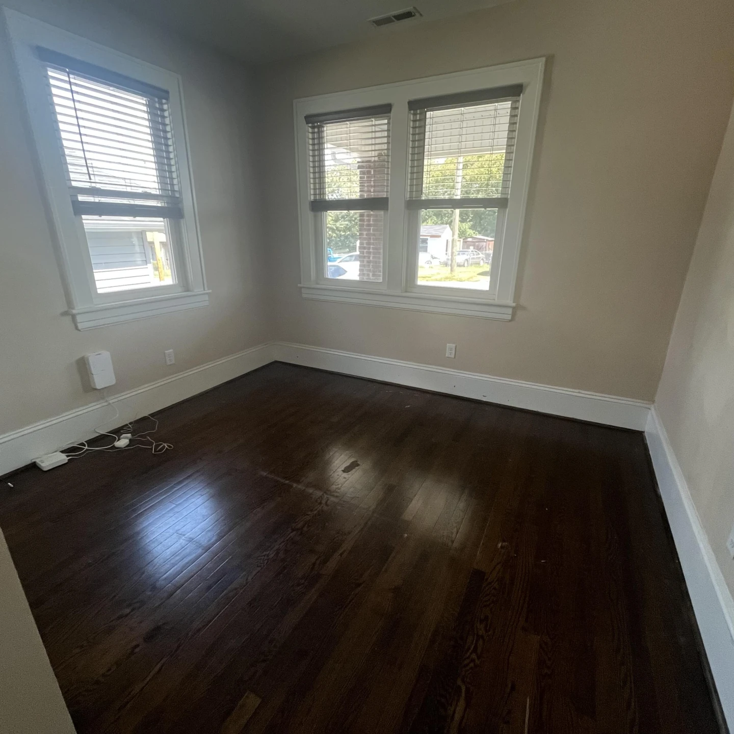 2806 Ridgefield ST NE - Photo 5