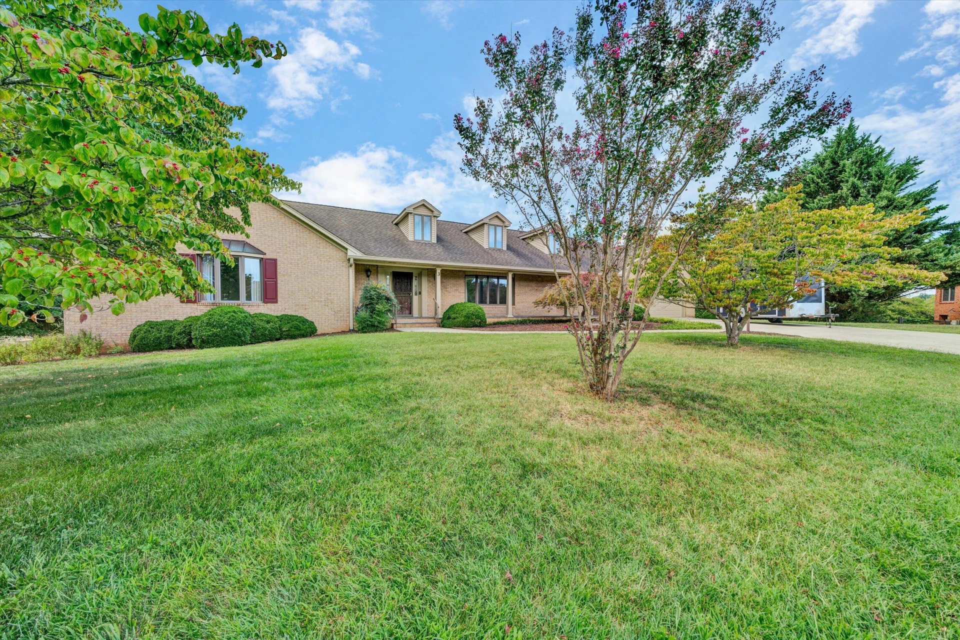 3 Aspen DR - Photo 5