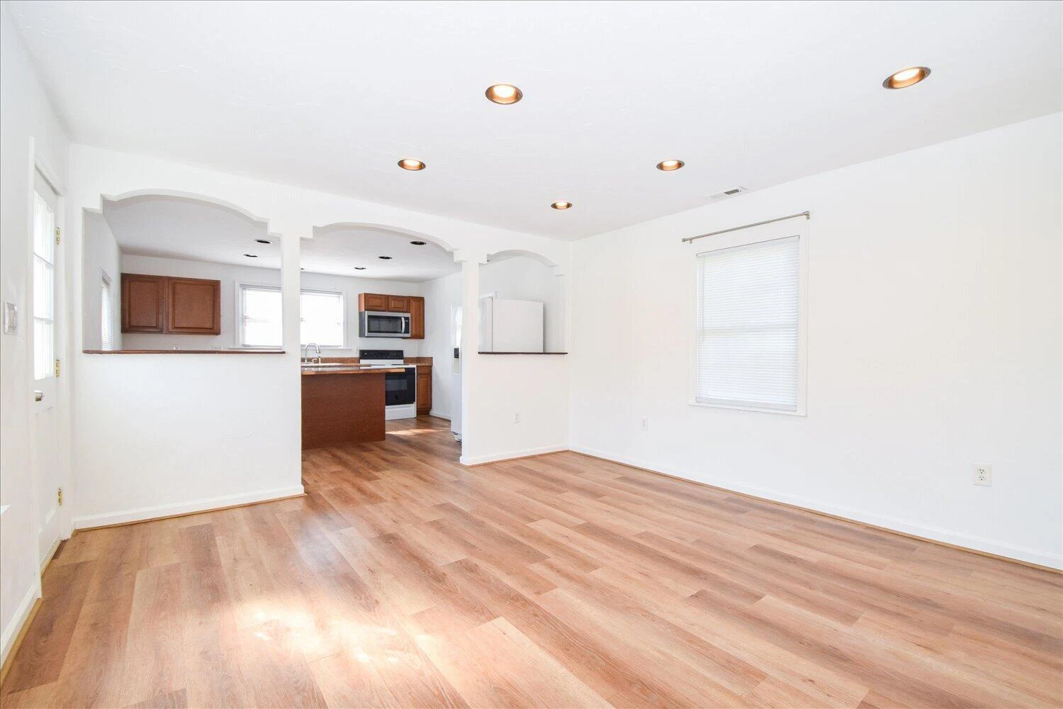 4011 Bandy RD - Photo 3