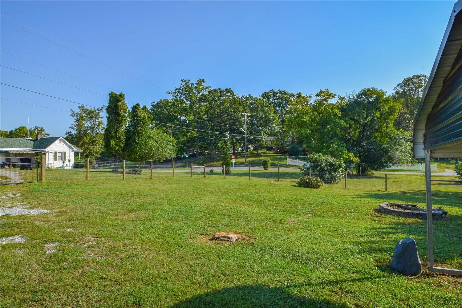 4011 Bandy RD - Photo 15