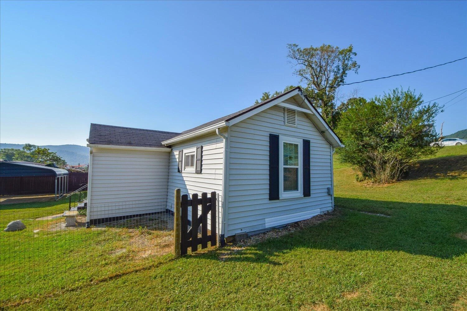 4011 Bandy RD - Photo 21