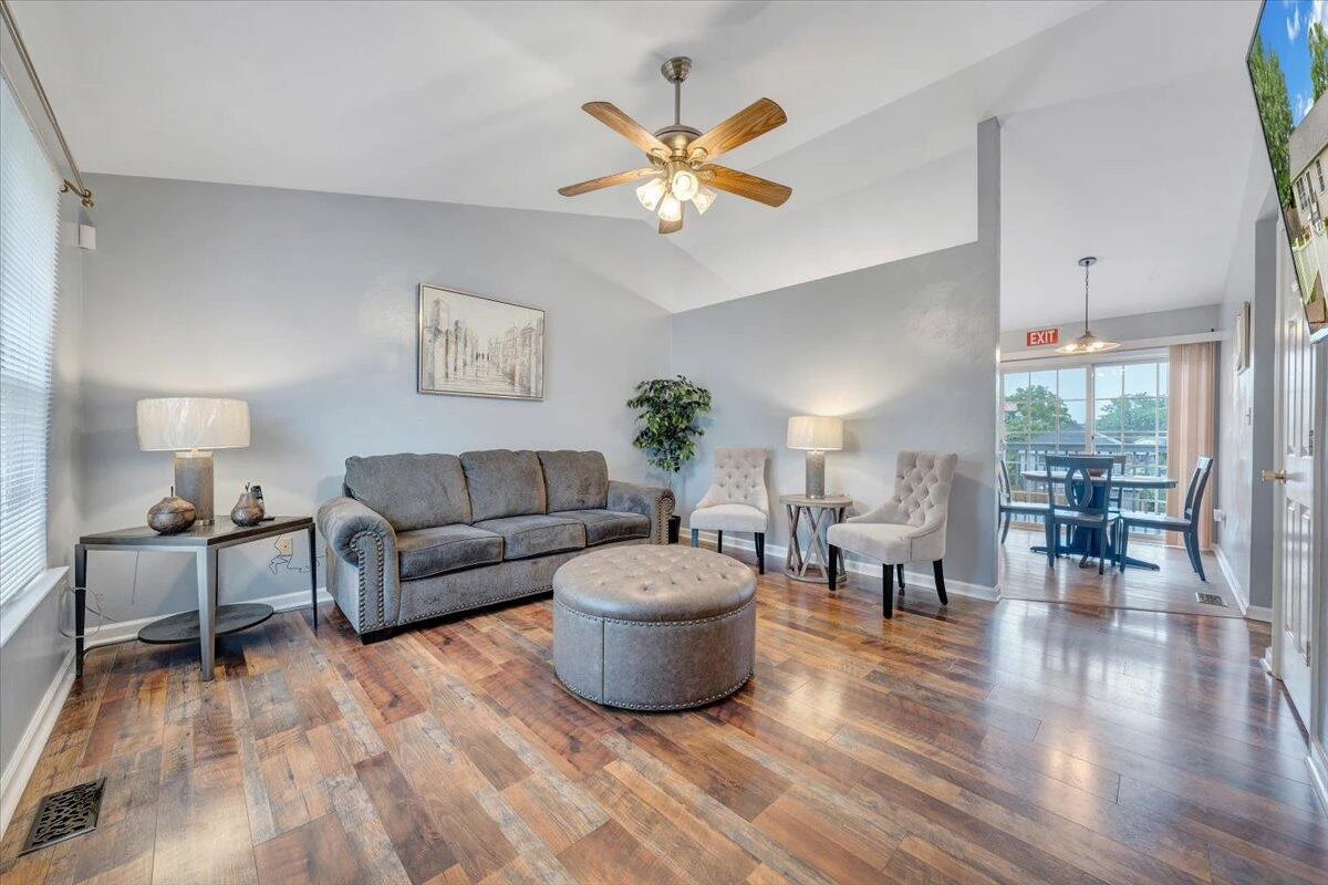 1152 Murray AVE SE - Photo 5