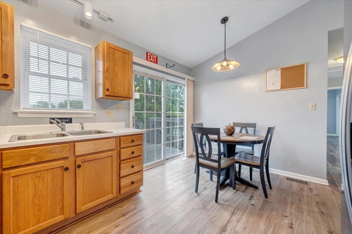1152 Murray AVE SE - Photo 15