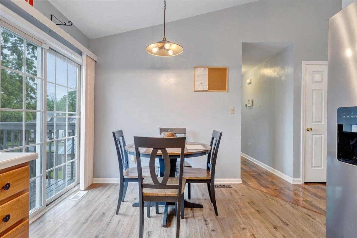 1152 Murray AVE SE - Photo 16