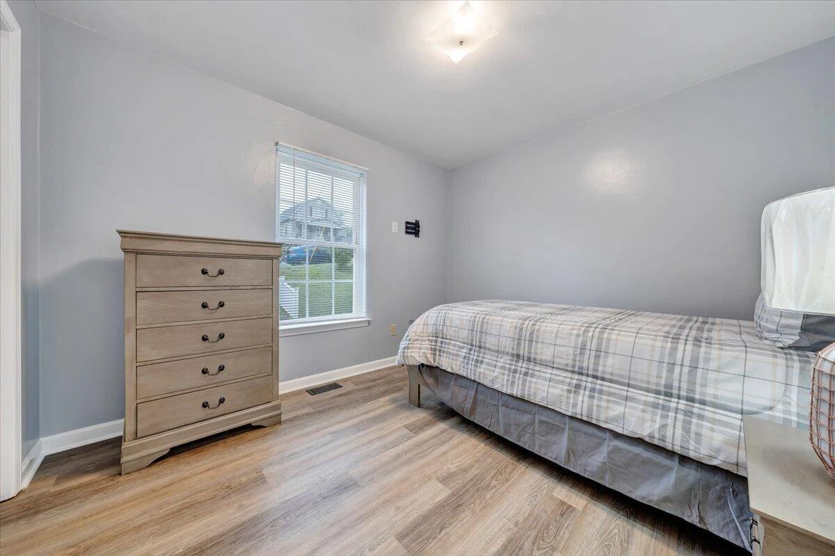 1152 Murray AVE SE - Photo 21