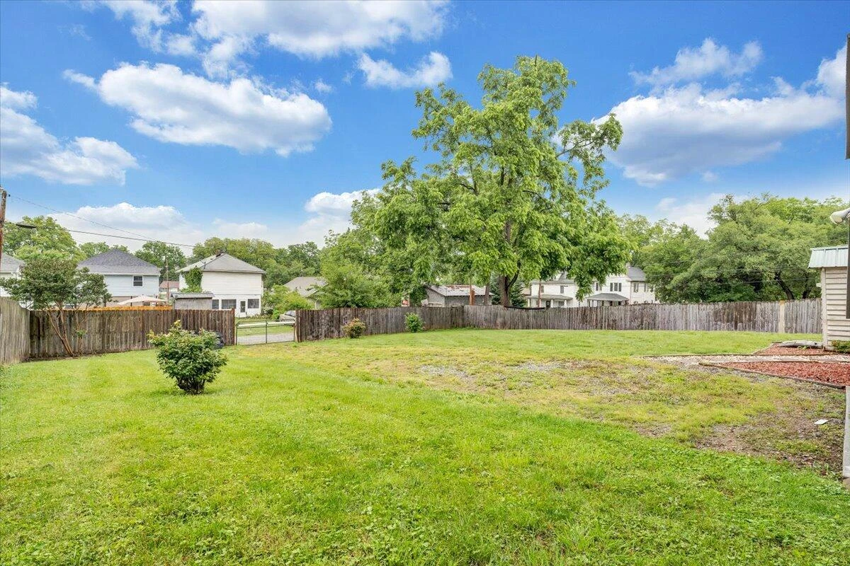 1152 Murray AVE SE - Photo 35