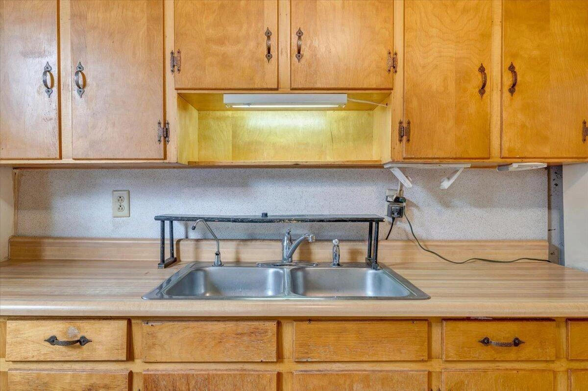 1105 Morehead AVE SE - Photo 12