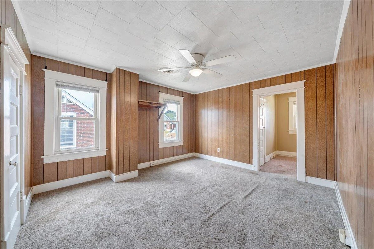 1105 Morehead AVE SE - Photo 20