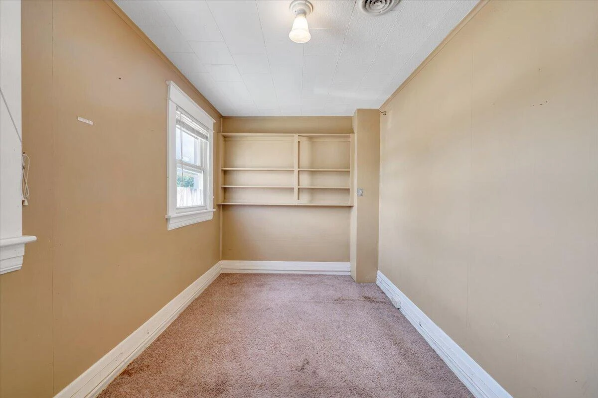 1105 Morehead AVE SE - Photo 22
