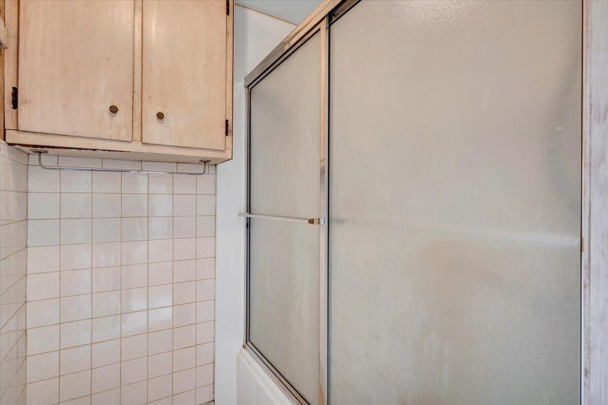 1105 Morehead AVE SE - Photo 24