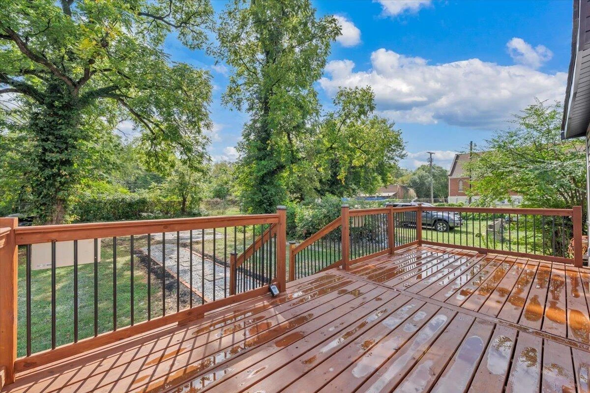 1724 Orange AVE NW - Photo 4