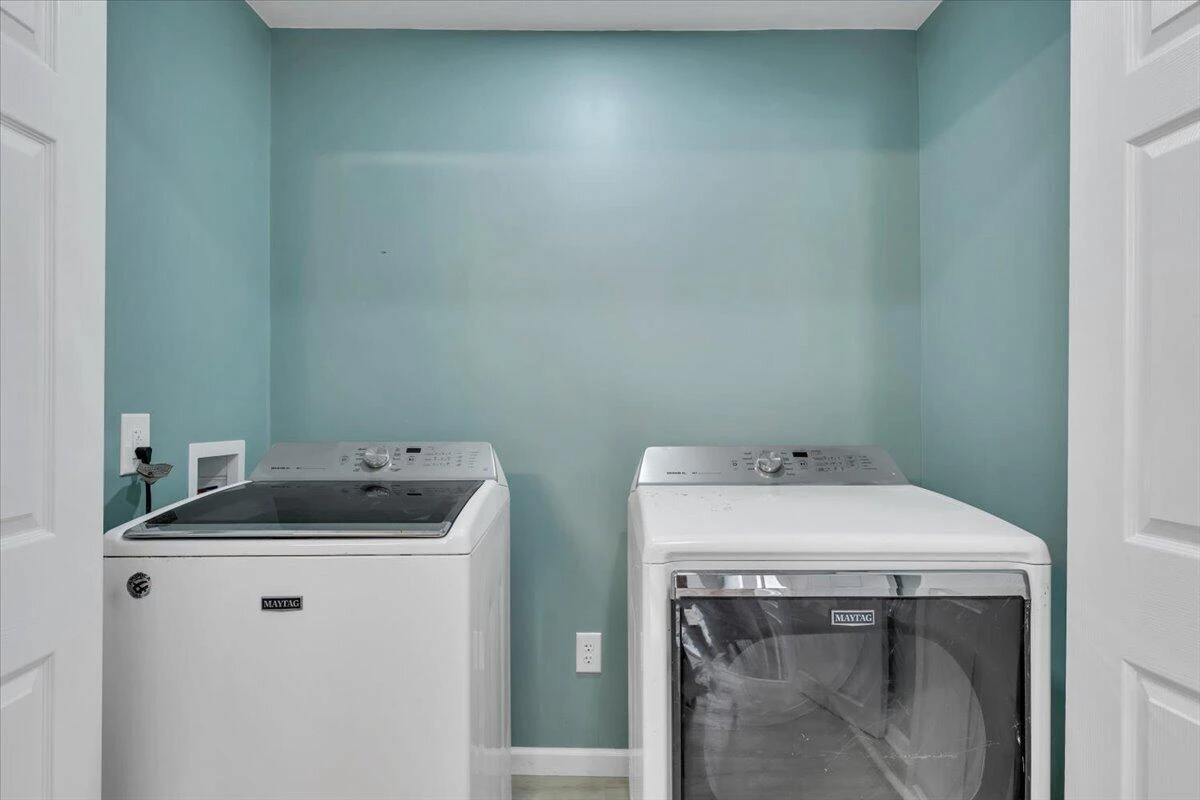 1724 Orange AVE NW - Photo 19