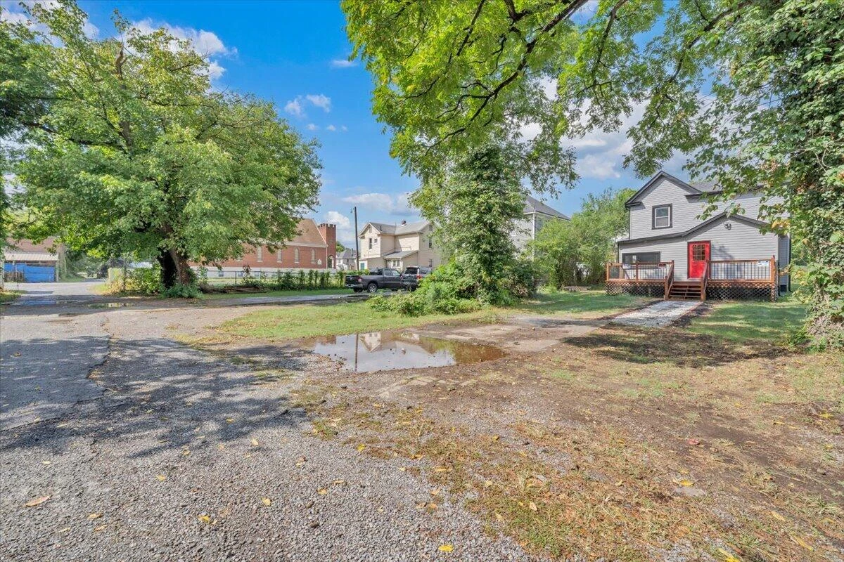 1724 Orange AVE NW - Photo 27