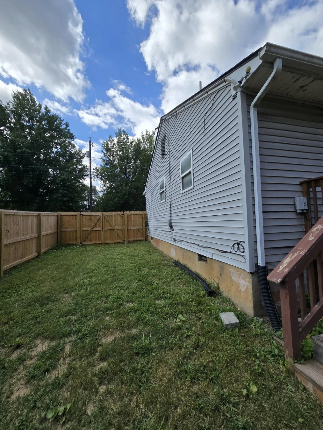 825 Kellogg AVE NW - Photo 9