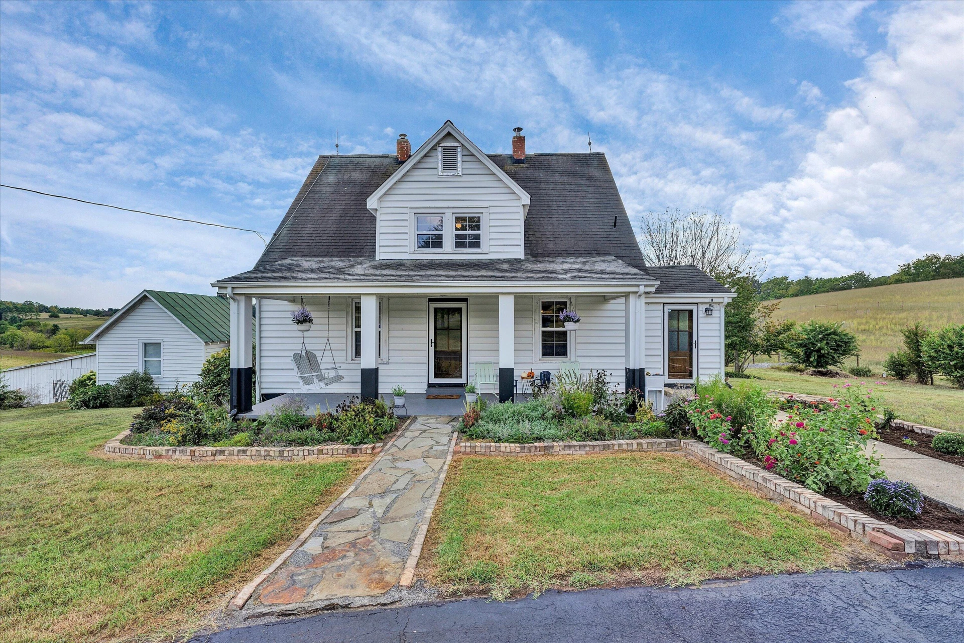 6200 Stewartsville RD