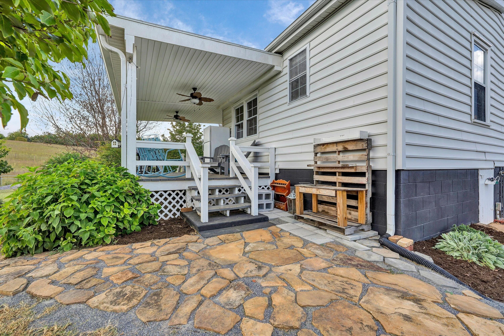 6200 Stewartsville RD - Photo 43