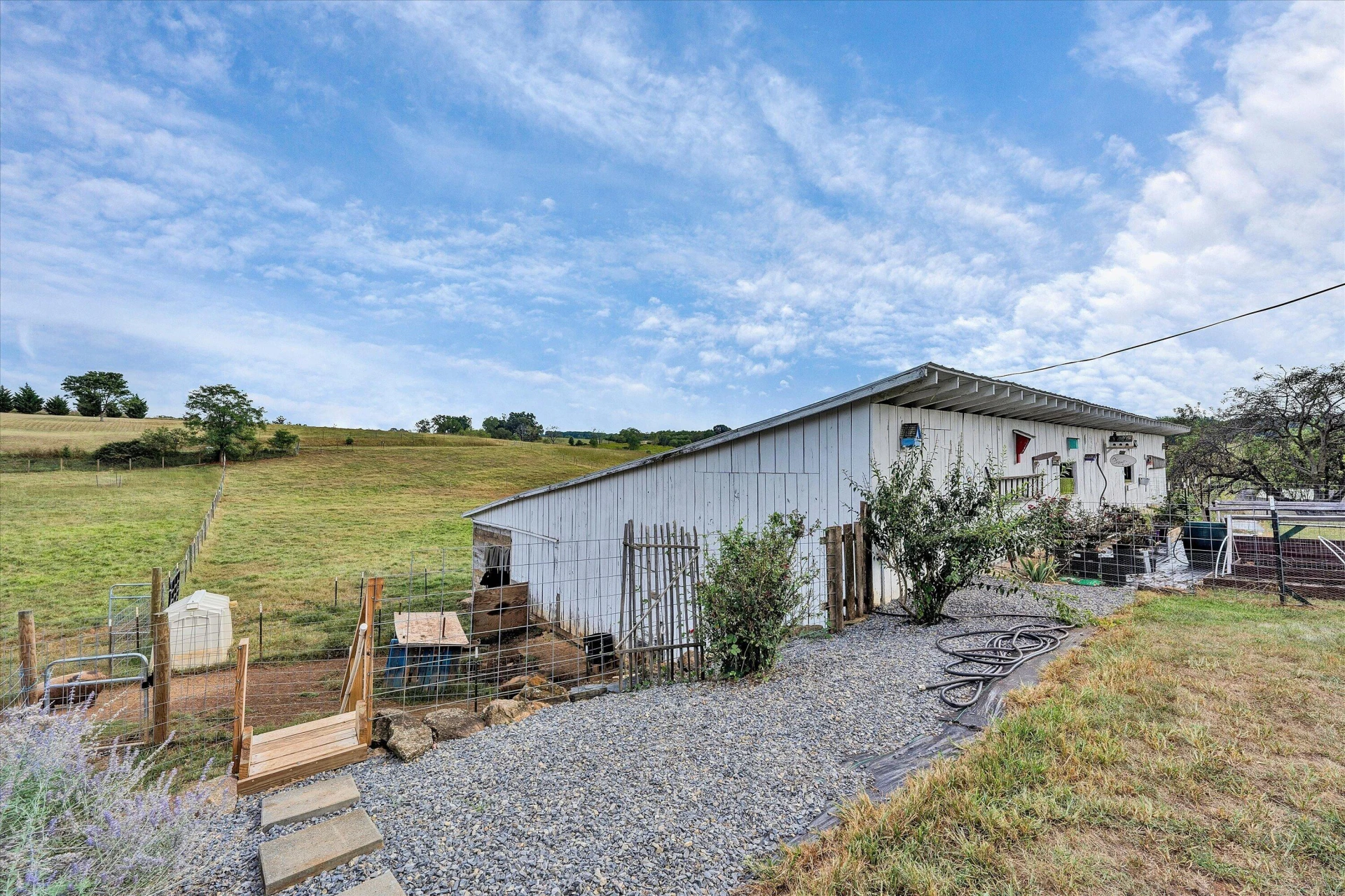 6200 Stewartsville RD - Photo 47