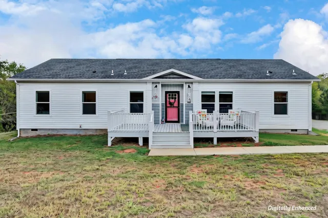 116 Crest Hills DR, Moneta, VA, 24121