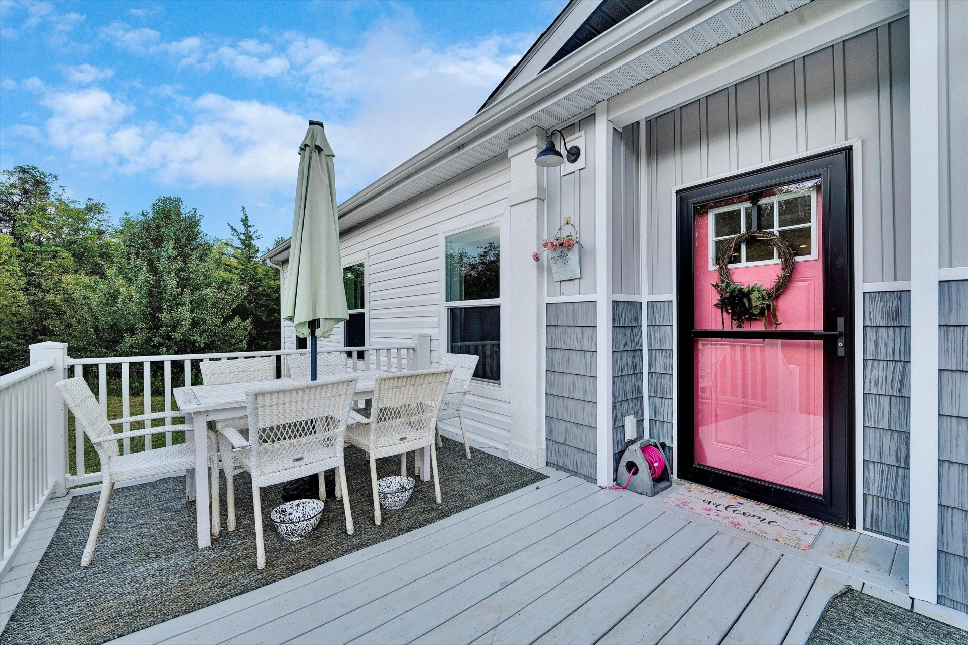 116 Crest Hills DR - Photo 2