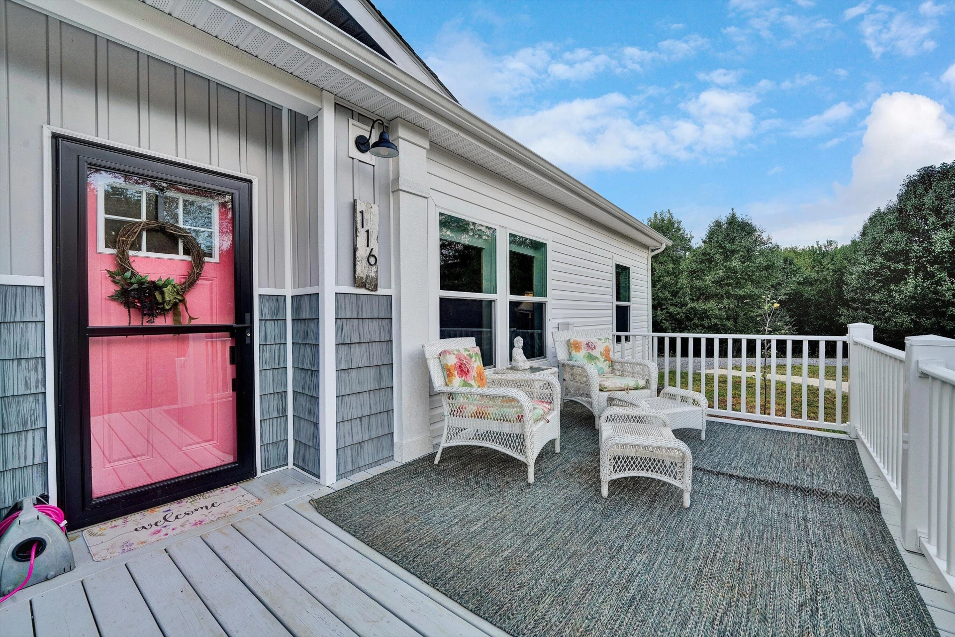 116 Crest Hills DR - Photo 3