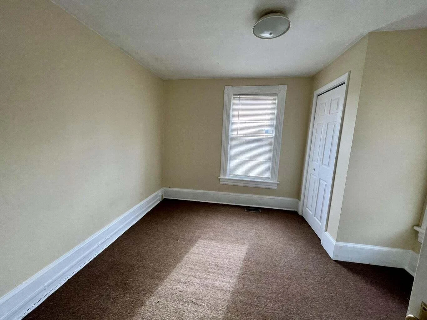 3938 Virginia AVE NW - Photo 9