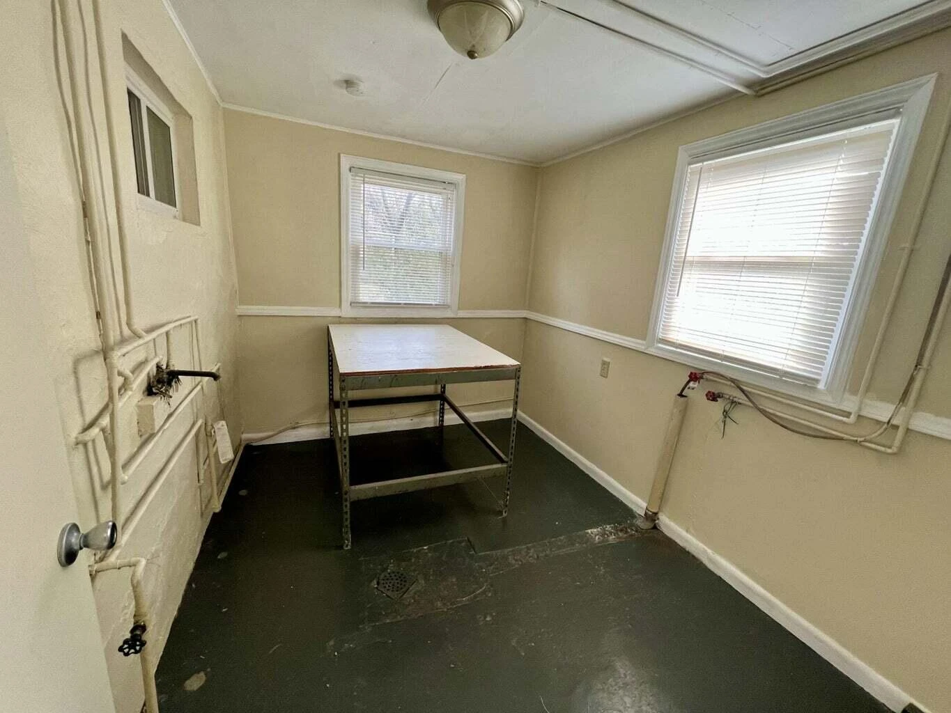 3938 Virginia AVE NW - Photo 13