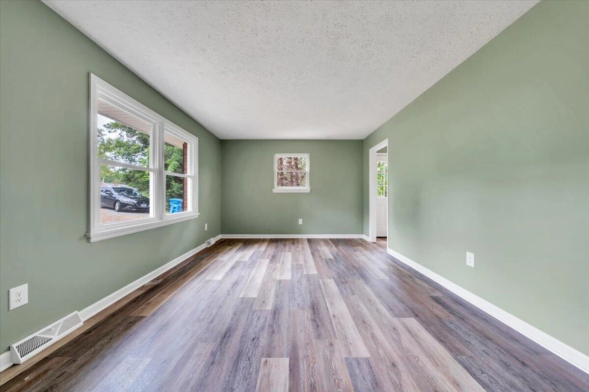 919 Glenn Ridge RD NW - Photo 6