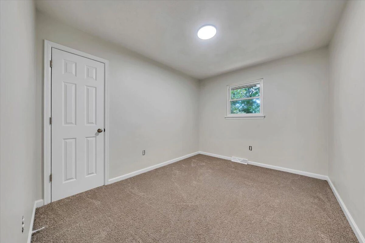 919 Glenn Ridge RD NW - Photo 18
